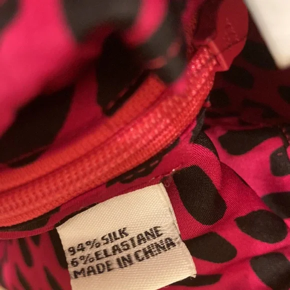 - Elizabeth McKay ruffle neck top - Picture 9 of 10